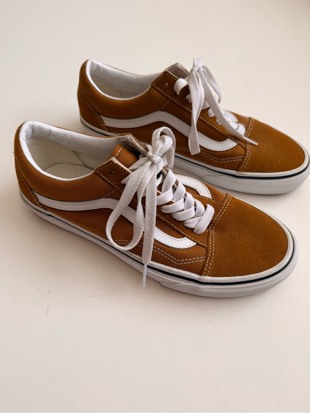 New Vans Old Skool Suede Sneakers in Mustard / Gold and White - Picture 3 of 7